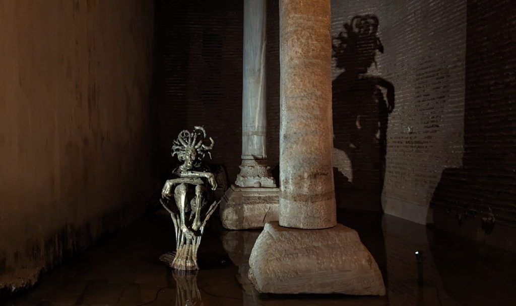 Basilica Cistern Medusa